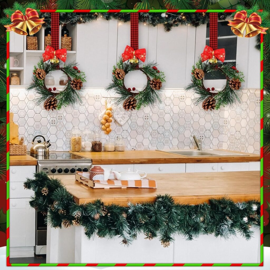 Célébrez les fêtes avec un ensemble de 12 couronnes de Noël pour vos placards de cuisine !