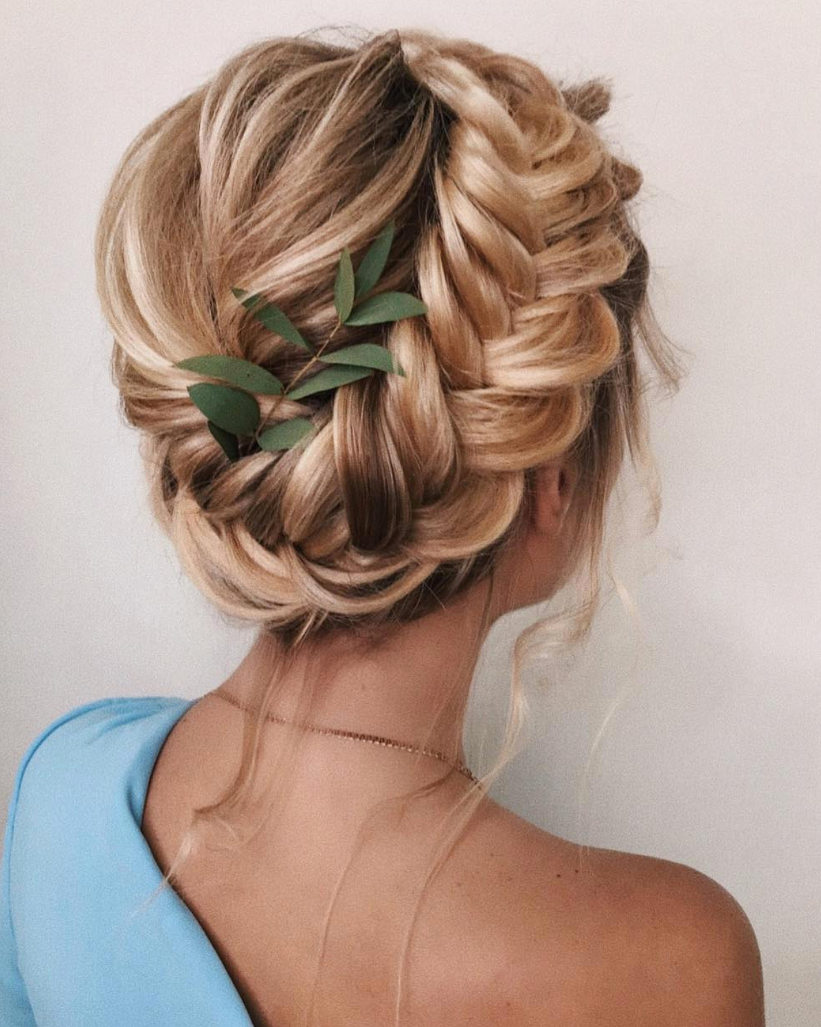 Tresse classique en épi de laitière