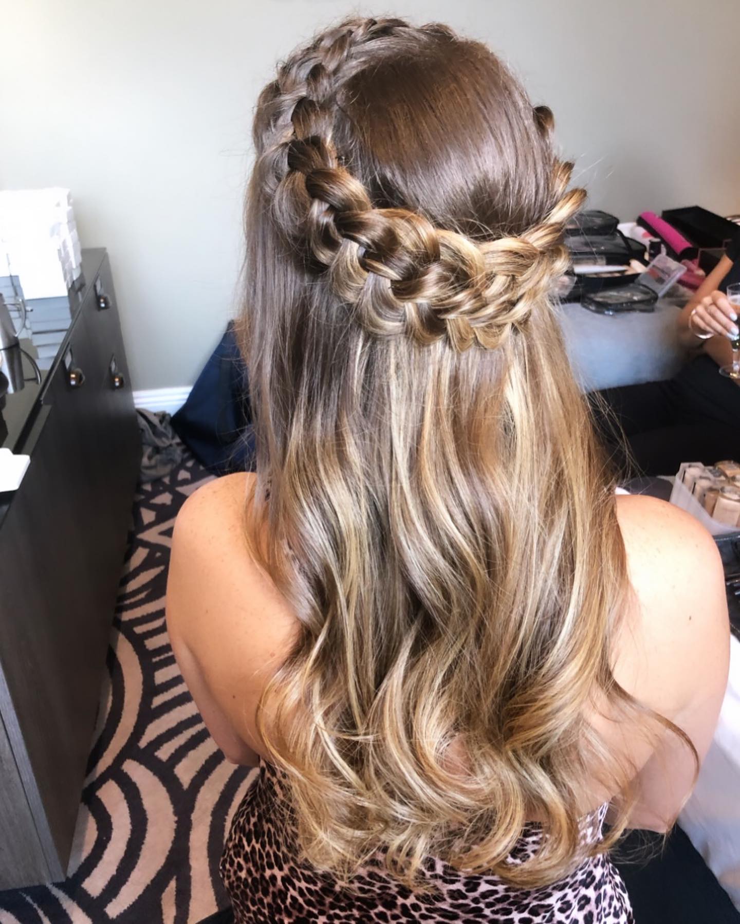 Tresse de laitière à moitié défaite