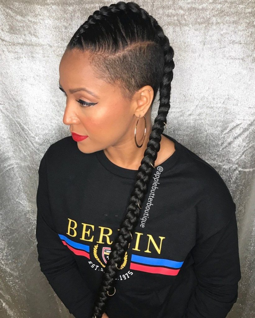 Mohawk tressé avec côtés rasés